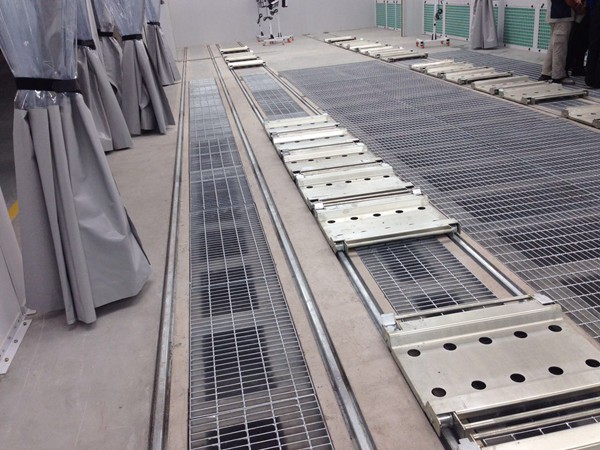 Sheet metal spray line w